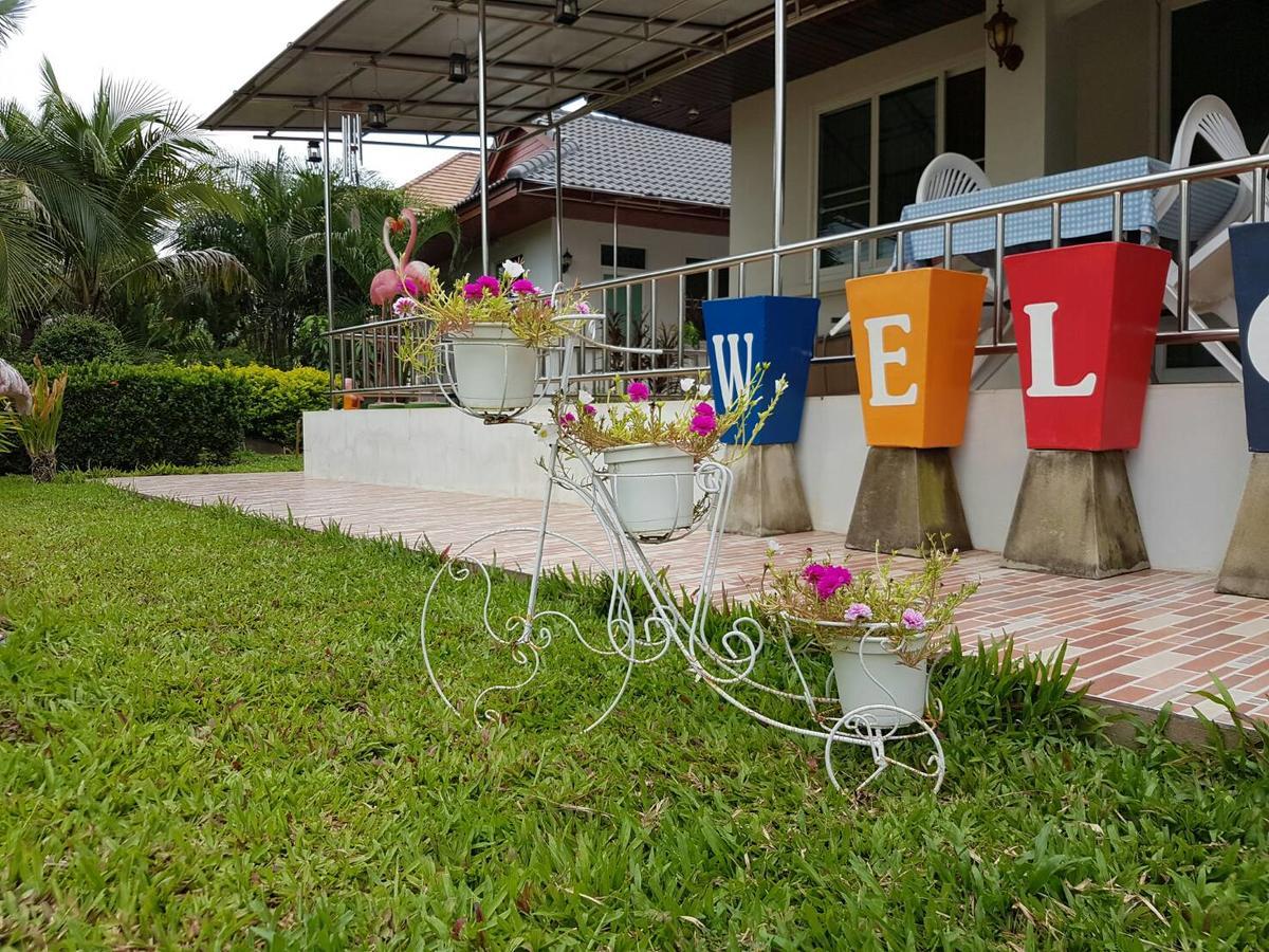 Nuch'S Apple Guest House Si Bun Ruang Экстерьер фото