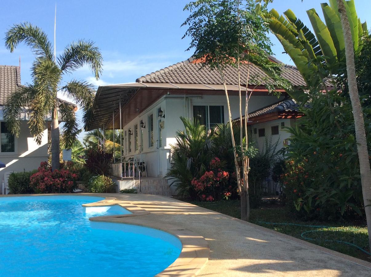Nuch'S Apple Guest House Si Bun Ruang Экстерьер фото