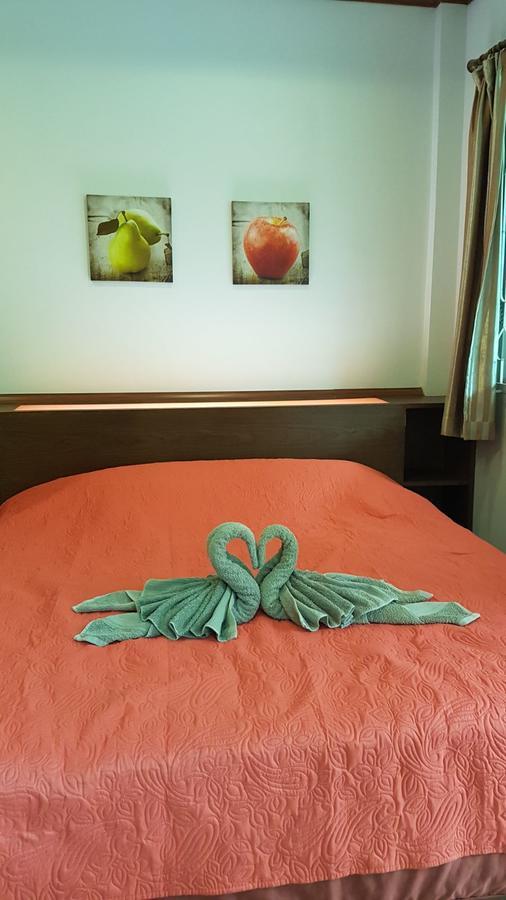 Nuch'S Apple Guest House Si Bun Ruang Экстерьер фото